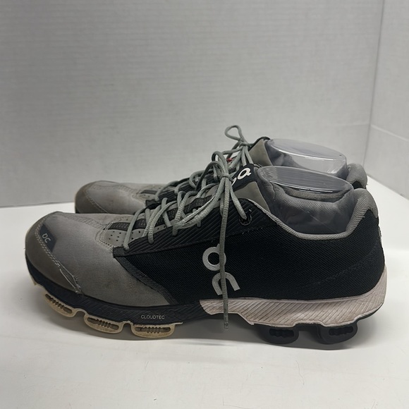 ON Running On Clouds Sneakers Shoes Running Gray Black Men's Size 10.5 - Picture 3 of 12